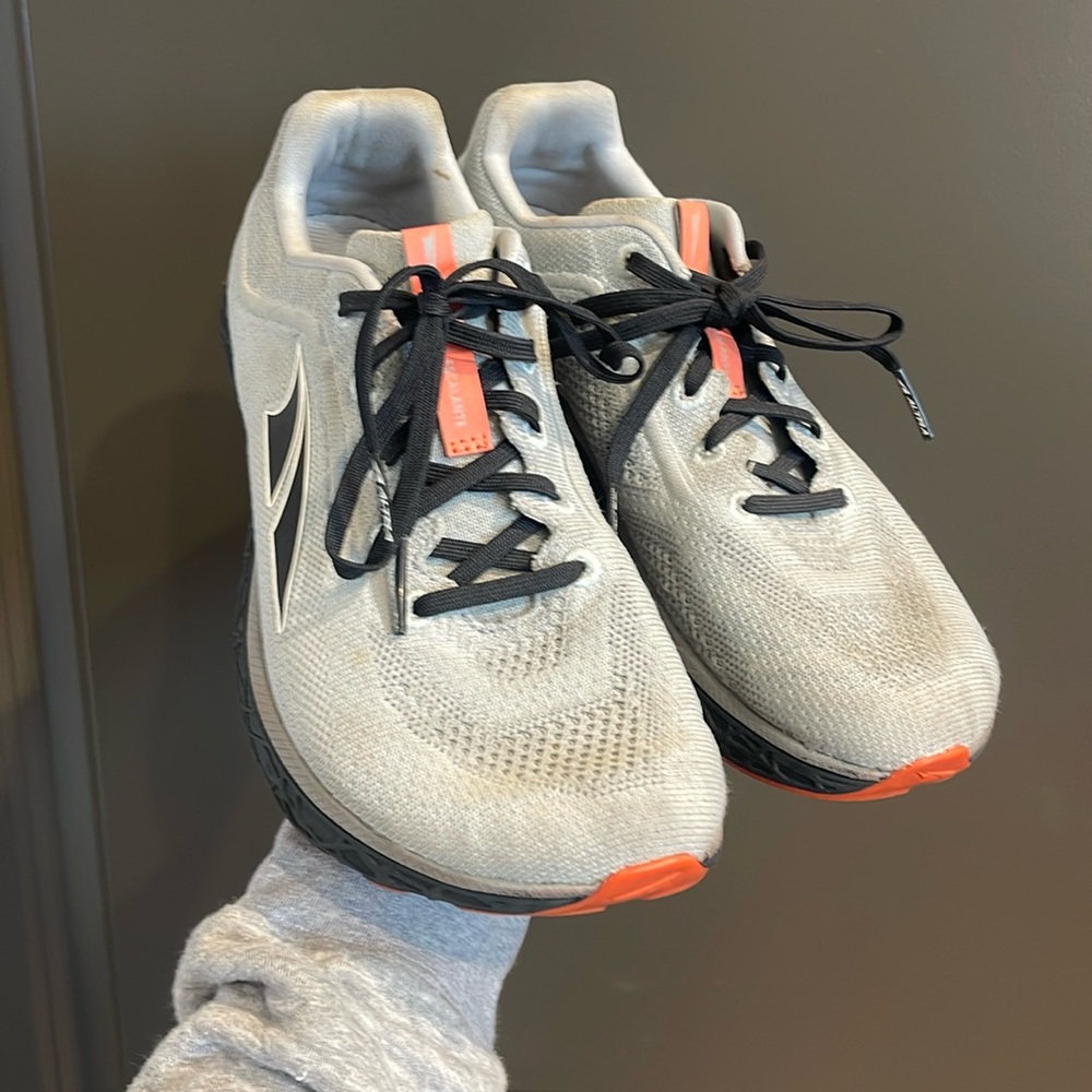 Women’s Altra Escalante Road Running Shoe